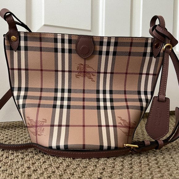 Burberry Lorne Bucket Bag Haymarket Coated Canvas Small Neutral, Print. - Picture 1 of 6